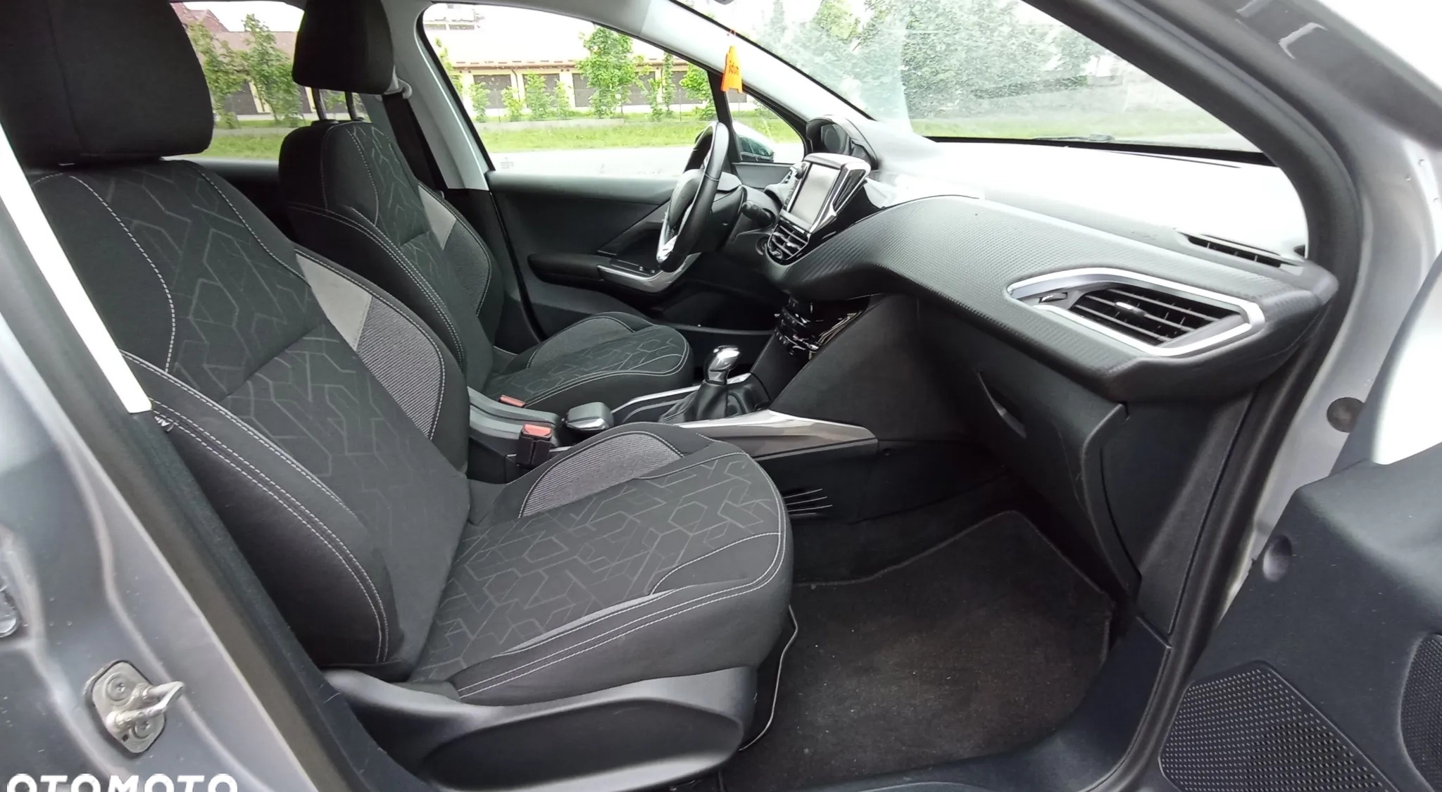 Peugeot 2008 cena 41900 przebieg: 149000, rok produkcji 2017 z Żuromin małe 379